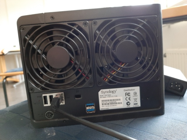 920548-4 Diskstation (NAS-kabinett), Synology DS415play