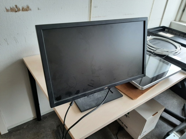 920560-5 Collection of gate code units and various lock components