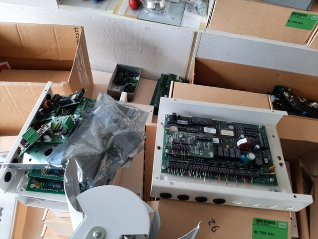 920560-11 Collection of gate code units and various lock components