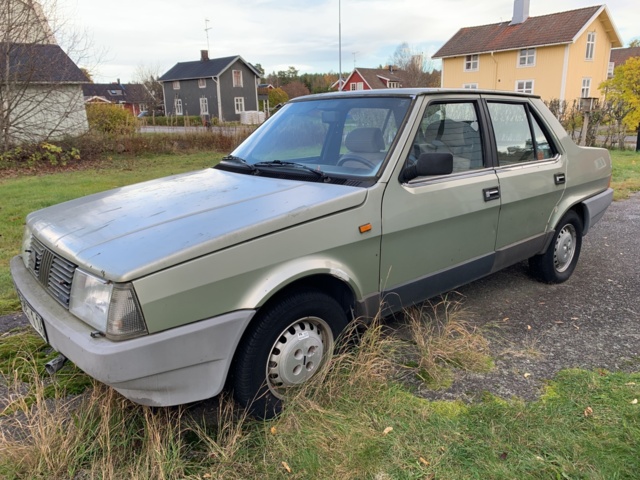 940356-1 Fiat Regata 1.5 -1985 (82hp, 98471km)