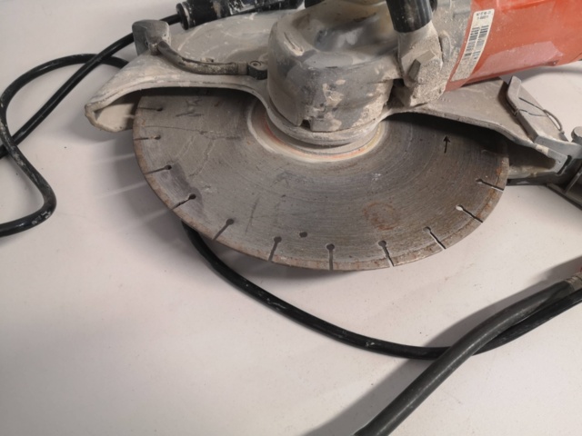 880702-4 Cutting machine Husqvarna K4000