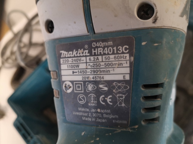 880706-9 Hammer drill Makita HR4013C