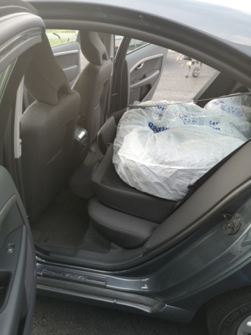 949121-28 Volvo S80 D3 - 2011