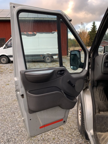 940358-22 Ford Transit T330 2.4 TDE -2003