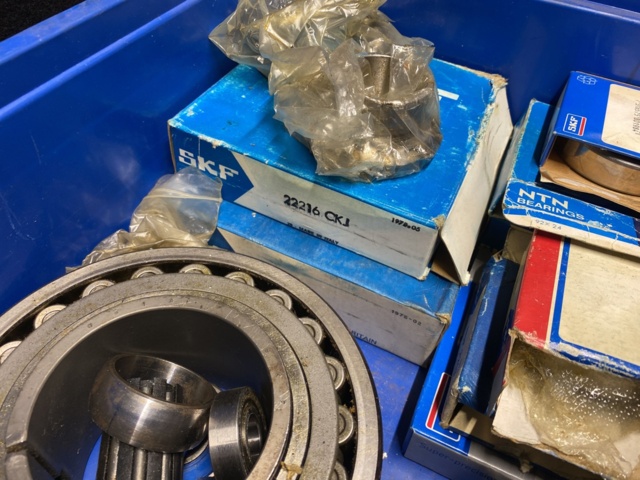 949008-8 Ball bearings and accessories