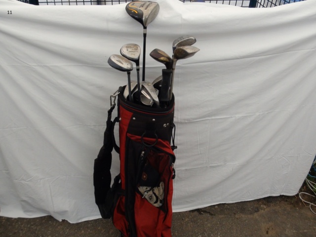 949239-3 Golf equipment mixed wood and iron clubs with bag, various brands
