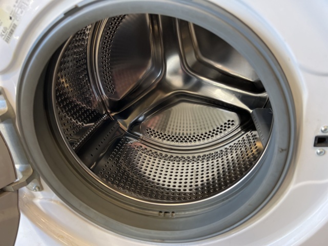 921245-9 Washing machine and dryer, Cylinda