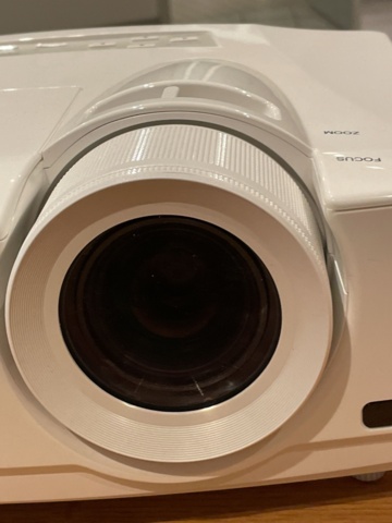 944095-9 Projector Mitsubishi VLT-XD560LP