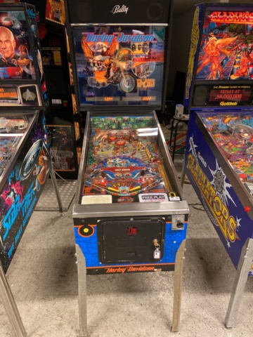 946383-2 Pinball Harley Davidson