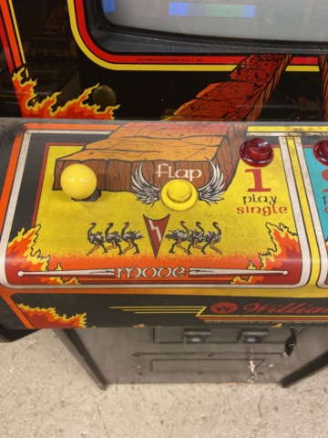 946402-4 Arcade game Joust