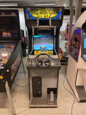 946404-2 Arcade game Continental Circus