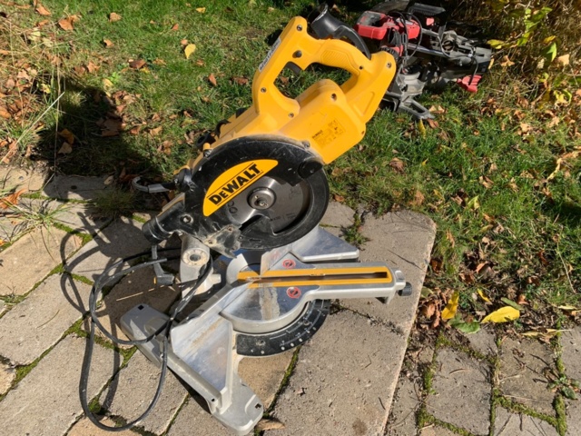 825017-1 DeWalt DWS774-QS chop / miter saw