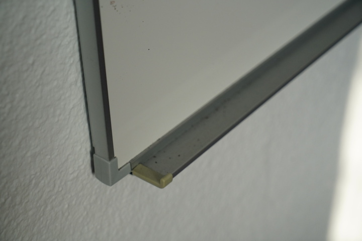 933767-2 Whiteboard board