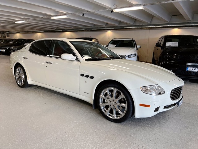 928037-2 Maserati Quattroporte 4.2 V8 - 2007