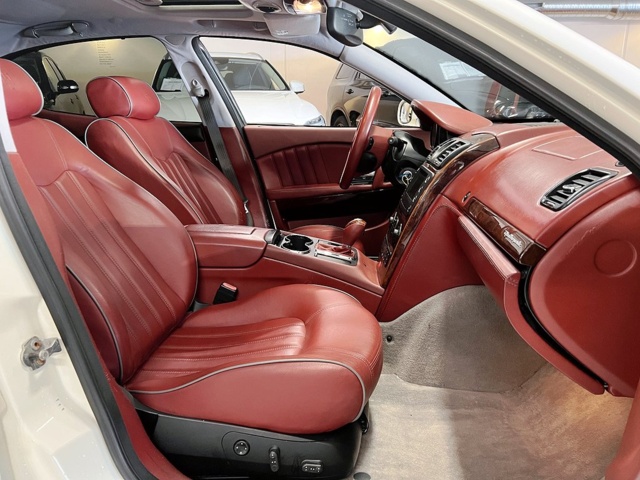 928037-52 Maserati Quattroporte 4.2 V8 - 2007