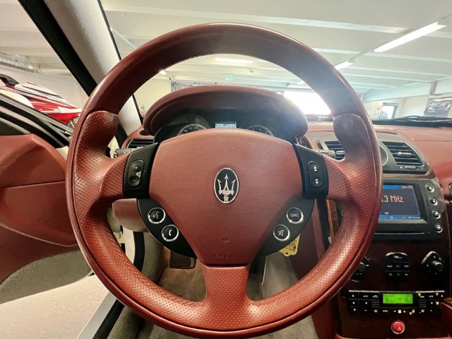 928037-55 Maserati Quattroporte 4.2 V8 - 2007