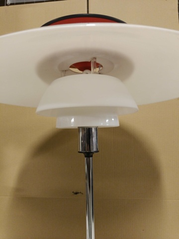 887684-3 Design table lamp Louis Poulsen PH 80