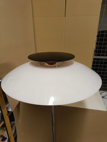 887685-5 Design floor lamp Louis Poulsen PH