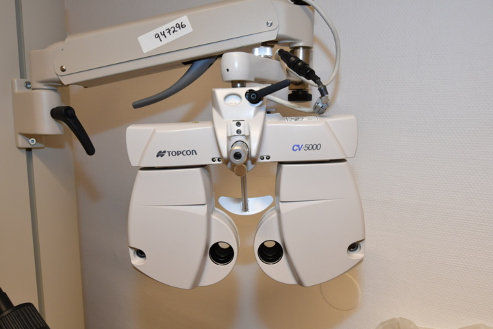949276-2 Eye examination station TOPCON