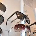 949280-7 43 pairs of sunglasses - FAMOUS BRANDS