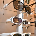 949280-10 43 pairs of sunglasses - FAMOUS BRANDS