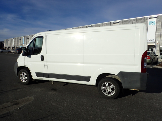861996-8 Peugeot Boxer Van 330 2.2 HDi - 2010