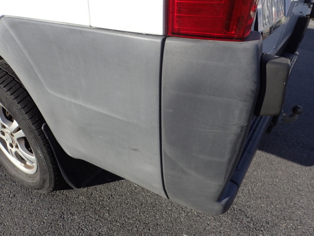 861996-11 Peugeot Boxer Van 330 2.2 HDi - 2010