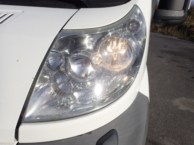 861996-27 Peugeot Boxer Van 330 2.2 HDi - 2010