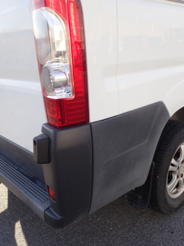 861996-56 Peugeot Boxer Van 330 2.2 HDi - 2010