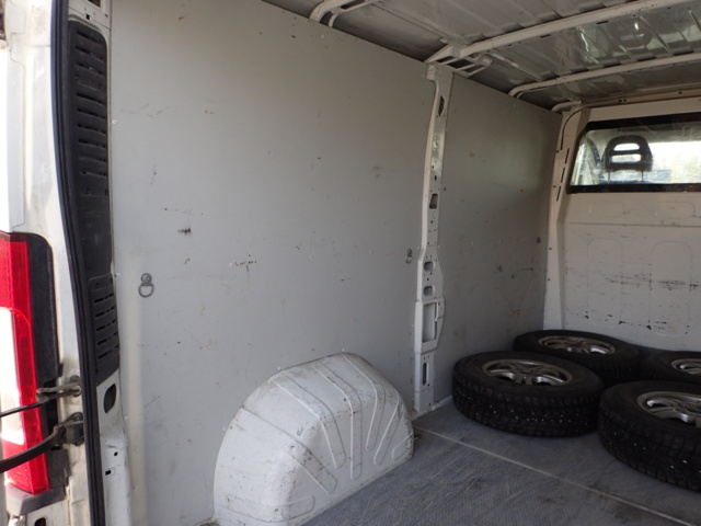 861996-65 Peugeot Boxer Van 330 2.2 HDi - 2010