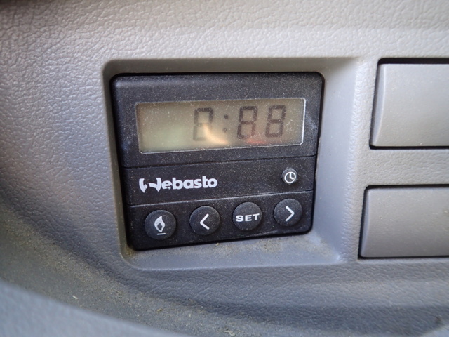 861996-87 Peugeot Boxer Van 330 2.2 HDi - 2010