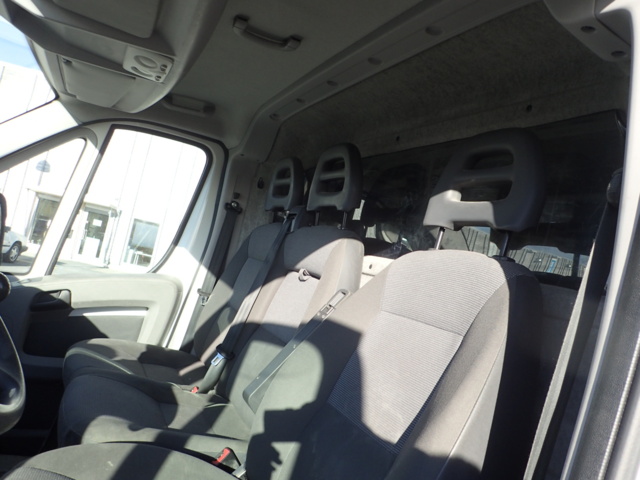 861996-92 Peugeot Boxer Van 330 2.2 HDi - 2010