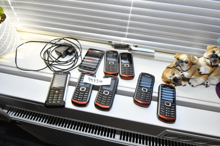 949316-1 Various phones