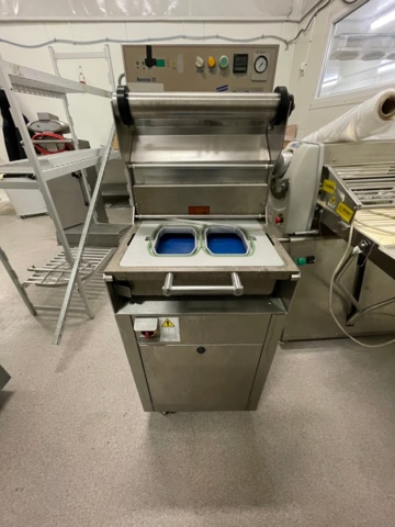 906948-2 Sealing machine, Reepack Reetray 25 / Duniform DF42