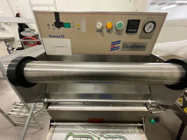 906948-4 Sealing machine, Reepack Reetray 25 / Duniform DF42