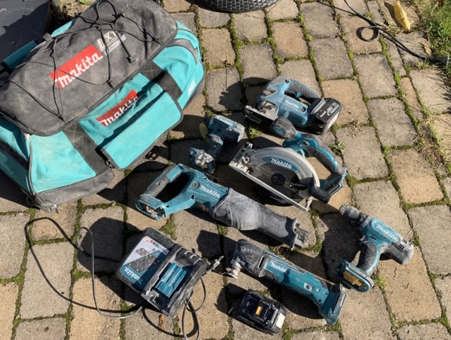 825026-1 Makita Combo kit 7 different tools