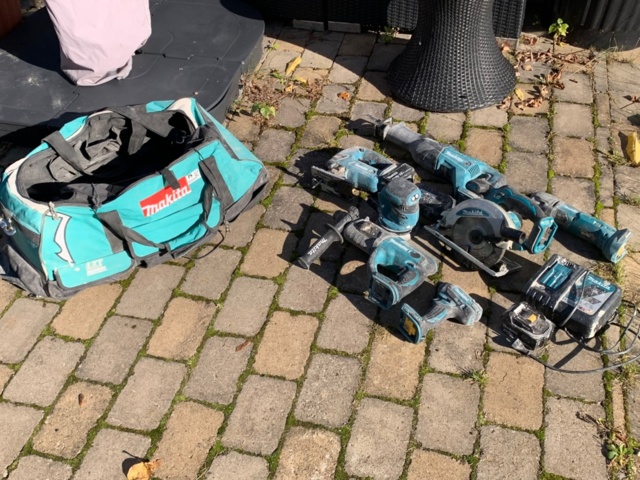 825026-3 Makita Combo kit 7 different tools