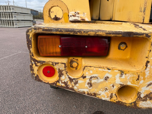 768183-14 Loader Volvo L70