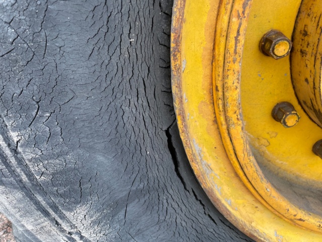 768183-30 Loader Volvo L70