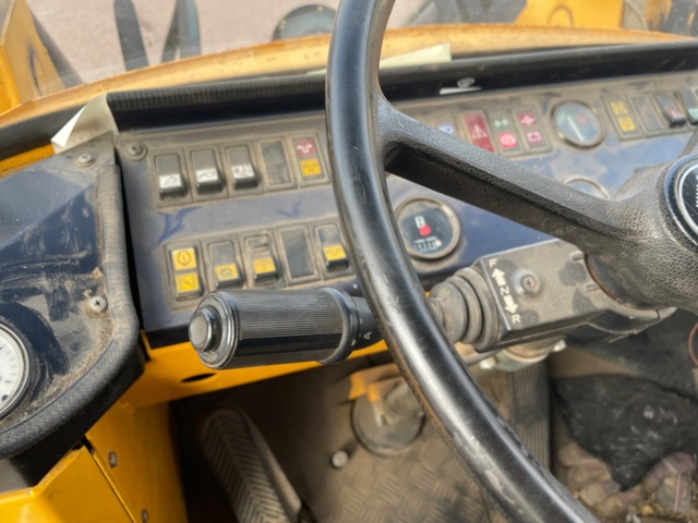 768183-62 Loader Volvo L70