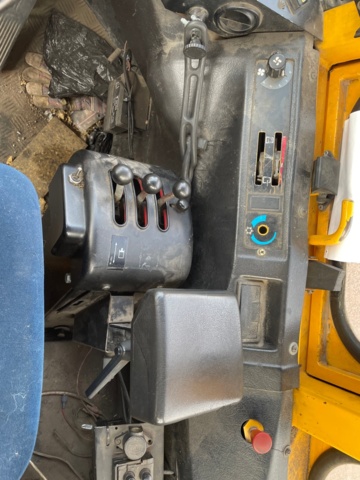 768183-65 Loader Volvo L70