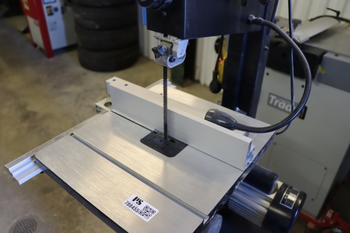 788455-9 Band saw Biltema BS 1830