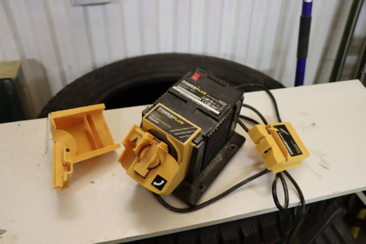 930572-5 Powerplus multi-function sharpener