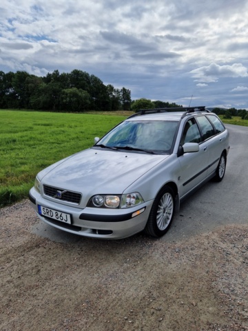 950732-1 Volvo V40 1.9 D -2004