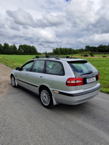 950732-6 Volvo V40 1.9 D -2004