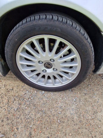 950732-9 Volvo V40 1.9 D -2004