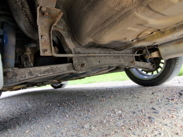 950732-15 Volvo V40 1.9 D -2004