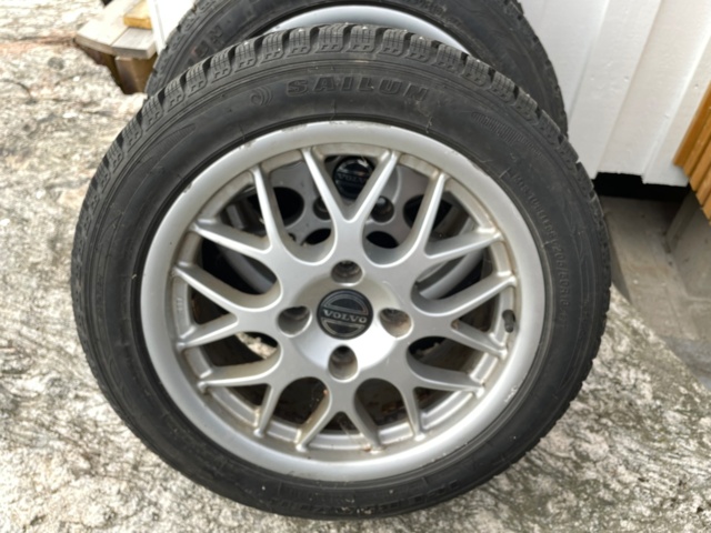 950732-40 Volvo V40 1.9 D -2004