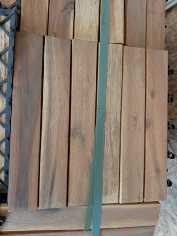 950733-4 Wooden pallet, 30x30 cm - approx. 20 sqm