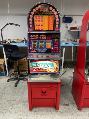 946421-1 Slot machine Silverball